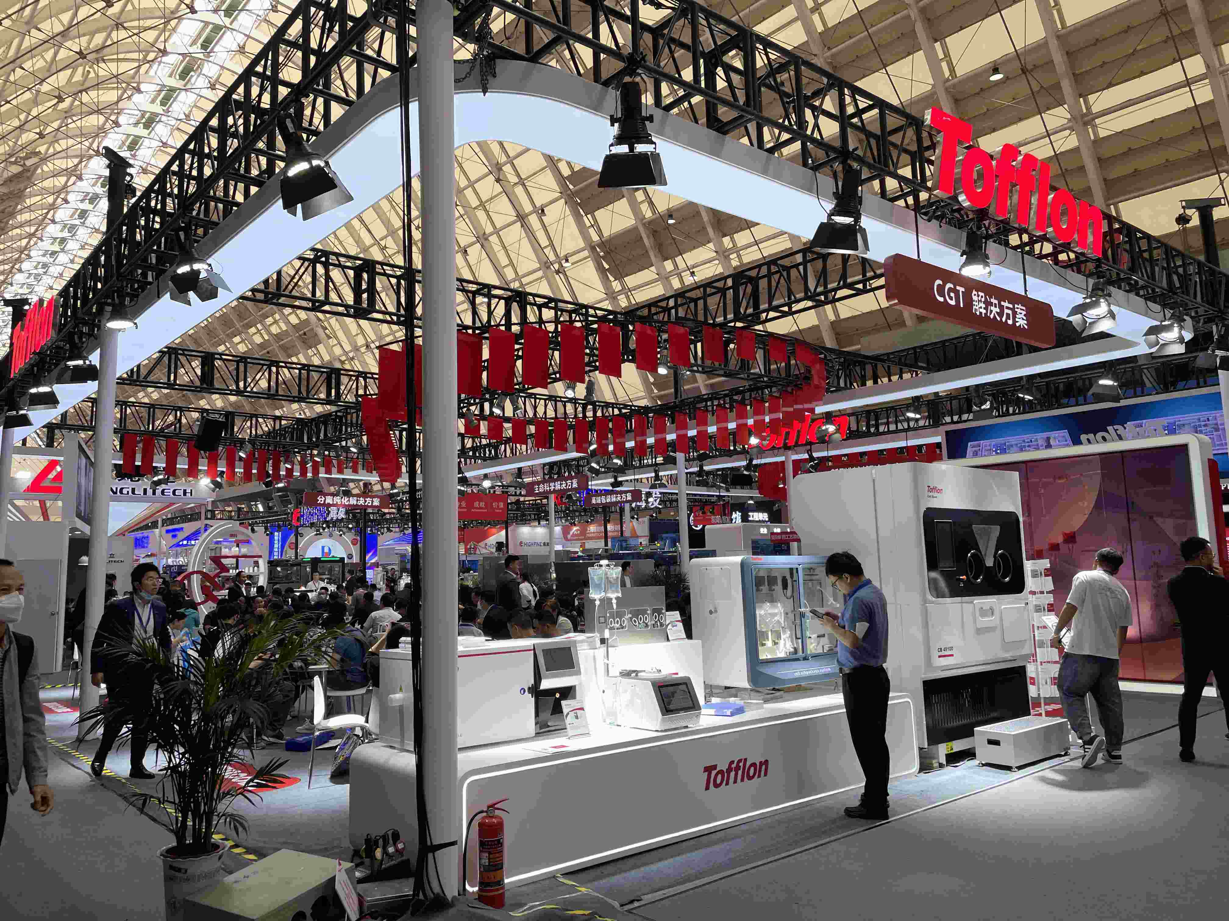 上海展台设计搭建的专业策略与创新方案解析-3